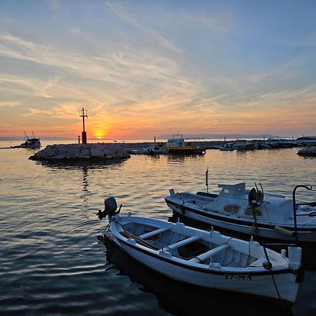 Apartmani Mirona - Tucepi Bagian luar foto