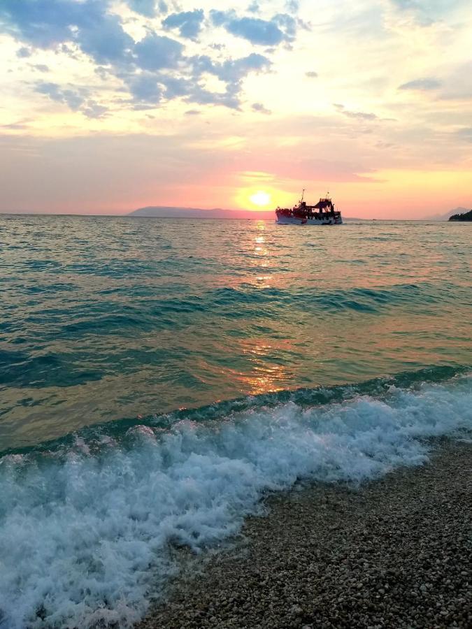 Apartmani Mirona - Tucepi Bagian luar foto