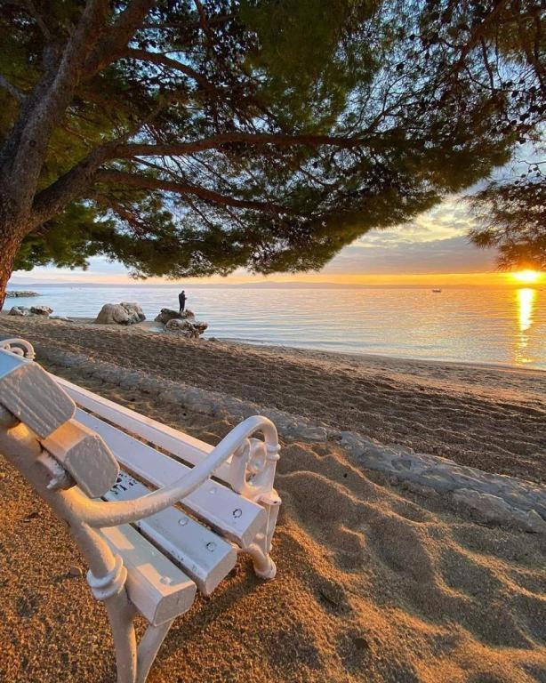 Apartmani Mirona - Tucepi Bagian luar foto