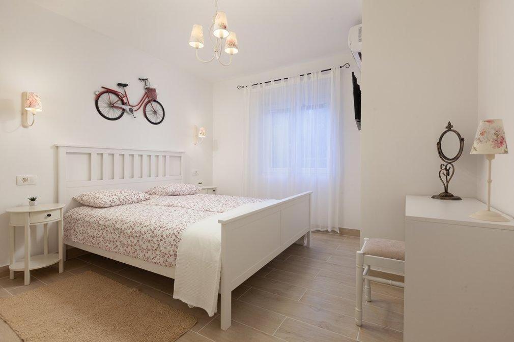 Apartmani Mirona - Tucepi Bagian luar foto