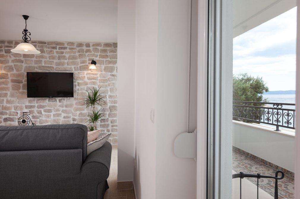 Apartmani Mirona - Tucepi Bagian luar foto
