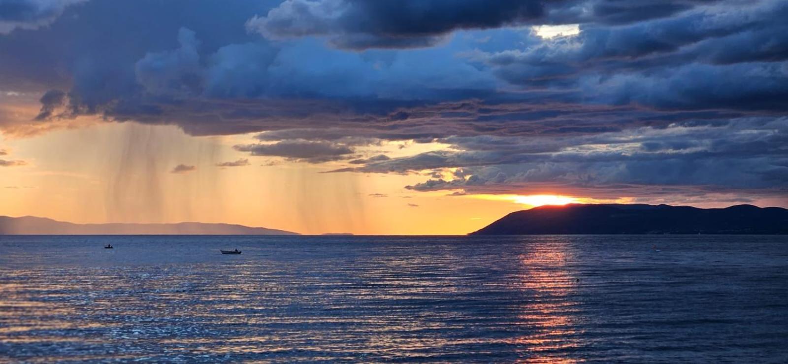 Apartmani Mirona - Tucepi Bagian luar foto